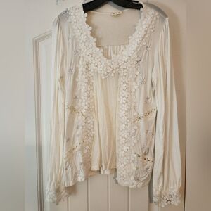 POL Women's Ivory Cream Embroidered Floral Trim Long Sleeve Oversized Small